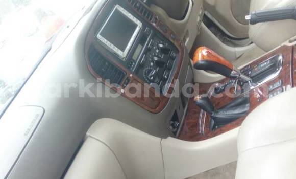 Buy Used Toyota Land Cruiser White Car in Kampala in Uganda Buy Used Toyota Land Cruiser White Car in Kampala in Uganda