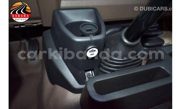 Acheter Import Voiture Toyota Land Cruiser Autre à Import - Dubai, Ouganda Acheter Import Voiture Toyota Land Cruiser Autre à Import - Dubai, Ouganda