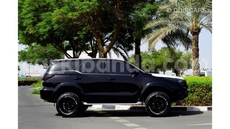 Big with watermark toyota fortuner uganda import dubai 10030
