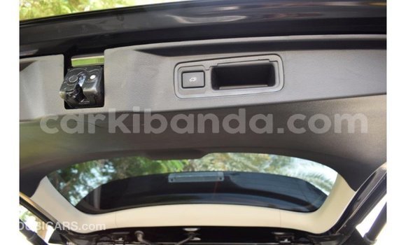 Acheter Import Voiture Toyota Fortuner Noir à Import - Dubai, Ouganda Acheter Import Voiture Toyota Fortuner Noir à Import - Dubai, Ouganda