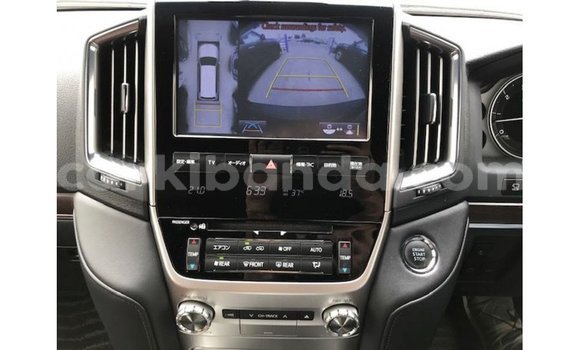 Gura Imported Toyota Land Cruiser Black Imodoka i Import - Dubai mu Uganda Gura Imported Toyota Land Cruiser Black Imodoka i Import - Dubai mu Uganda