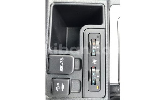 Nunua Imported Toyota Prado Nyingine Gari ndani ya Import - Dubai nchini Uganda Nunua Imported Toyota Prado Nyingine Gari ndani ya Import - Dubai nchini Uganda