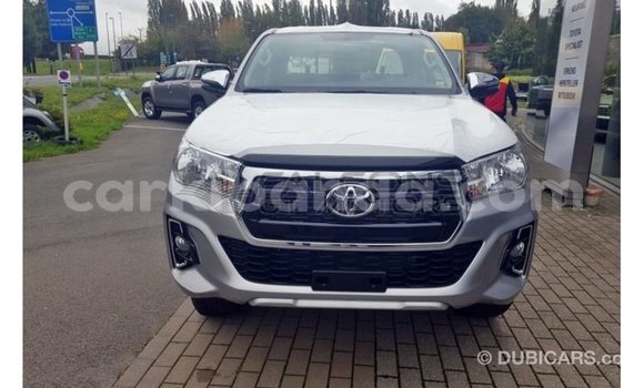 Buy Import Toyota Hilux Brown Car in Import - Dubai in Uganda Buy Import Toyota Hilux Brown Car in Import - Dubai in Uganda