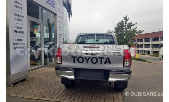 Buy Import Toyota Hilux Brown Car in Import - Dubai in Uganda Buy Import Toyota Hilux Brown Car in Import - Dubai in Uganda