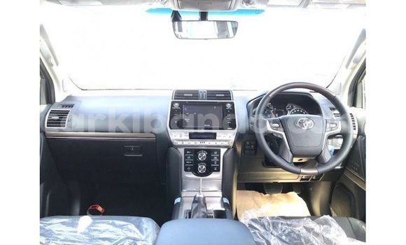 Nunua Imported Toyota Prado Nyeusi Gari ndani ya Import - Dubai nchini Uganda Nunua Imported Toyota Prado Nyeusi Gari ndani ya Import - Dubai nchini Uganda