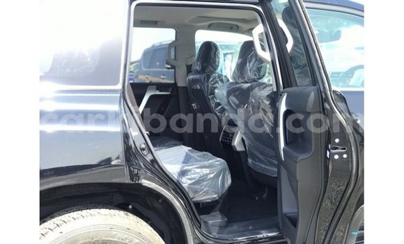 Nunua Imported Toyota Prado Nyeusi Gari ndani ya Import - Dubai nchini Uganda Nunua Imported Toyota Prado Nyeusi Gari ndani ya Import - Dubai nchini Uganda