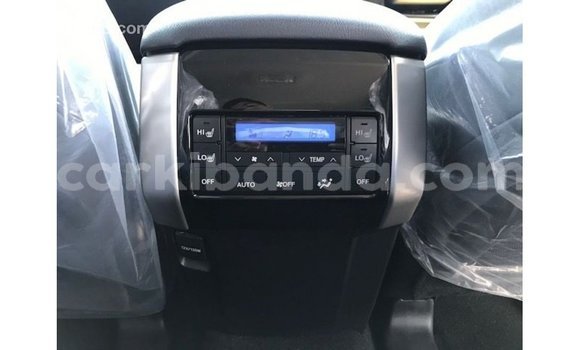 Nunua Imported Toyota Prado Nyeusi Gari ndani ya Import - Dubai nchini Uganda Nunua Imported Toyota Prado Nyeusi Gari ndani ya Import - Dubai nchini Uganda