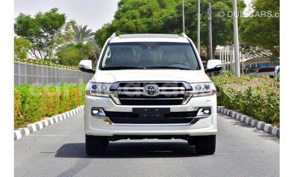 Buy Import Toyota Land Cruiser White Car in Import - Dubai in Uganda Buy Import Toyota Land Cruiser White Car in Import - Dubai in Uganda
