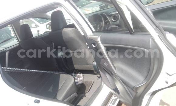 Buy Used Toyota RAV4 White Car in Kampala in Uganda Buy Used Toyota RAV4 White Car in Kampala in Uganda
