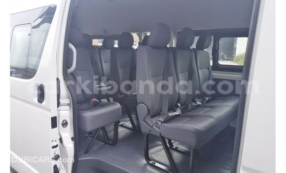 Buy Import Toyota Hiace White Car in Import - Dubai in Uganda Buy Import Toyota Hiace White Car in Import - Dubai in Uganda