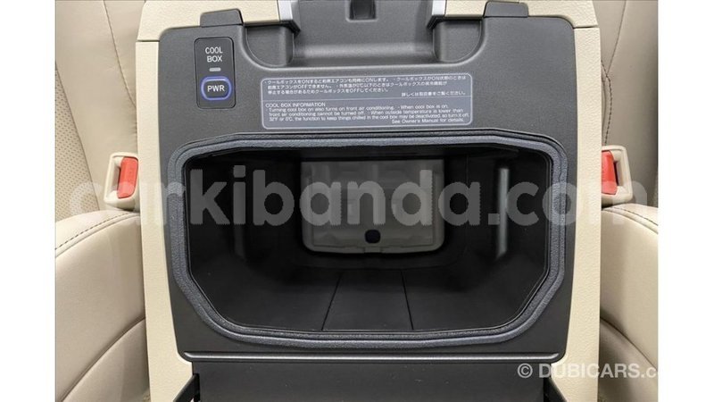 Big with watermark toyota land cruiser uganda import dubai 10064