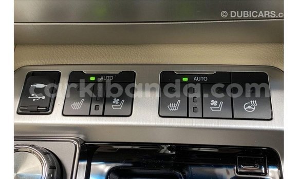 Gura Imported Toyota Land Cruiser White Imodoka i Import - Dubai mu Uganda Gura Imported Toyota Land Cruiser White Imodoka i Import - Dubai mu Uganda