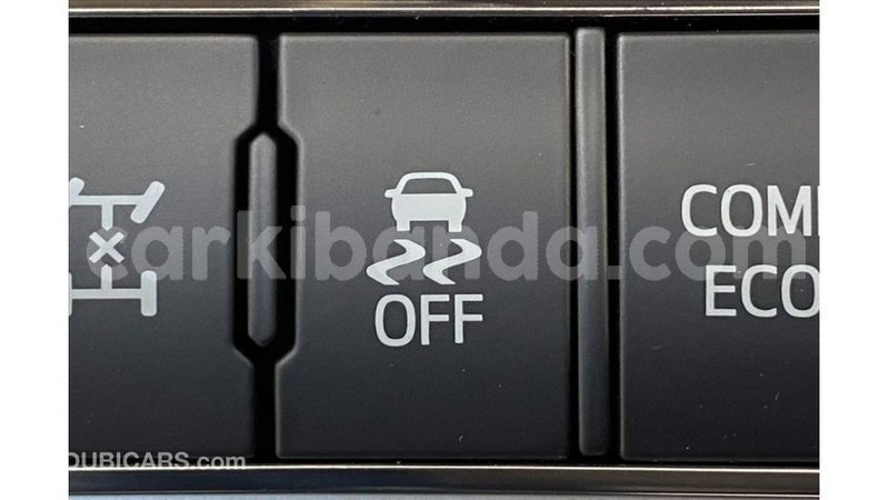 Big with watermark toyota land cruiser uganda import dubai 10064