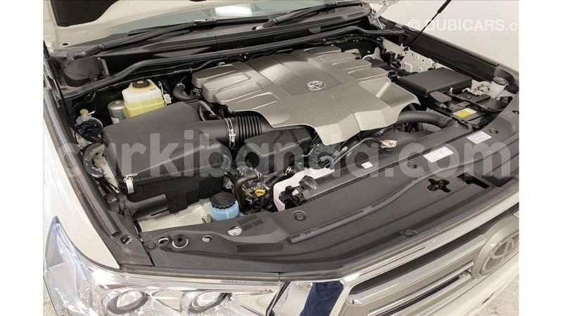 Big with watermark toyota land cruiser uganda import dubai 10064
