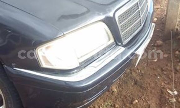 Acheter Occasion Voiture Mercedes‒Benz C–Class Noir à Kampala, Ouganda Acheter Occasion Voiture Mercedes‒Benz C–Class Noir à Kampala, Ouganda