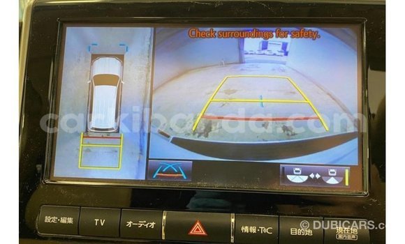 Gura Imported Toyota Land Cruiser White Imodoka i Import - Dubai mu Uganda Gura Imported Toyota Land Cruiser White Imodoka i Import - Dubai mu Uganda