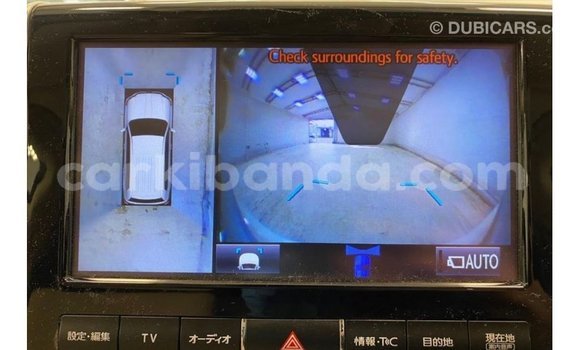 Gura Imported Toyota Land Cruiser White Imodoka i Import - Dubai mu Uganda Gura Imported Toyota Land Cruiser White Imodoka i Import - Dubai mu Uganda