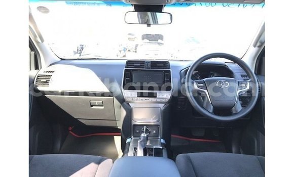 Nunua Imported Toyota Prado Nyeusi Gari ndani ya Import - Dubai nchini Uganda Nunua Imported Toyota Prado Nyeusi Gari ndani ya Import - Dubai nchini Uganda