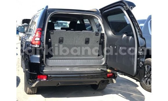 Nunua Imported Toyota Prado Nyeusi Gari ndani ya Import - Dubai nchini Uganda Nunua Imported Toyota Prado Nyeusi Gari ndani ya Import - Dubai nchini Uganda