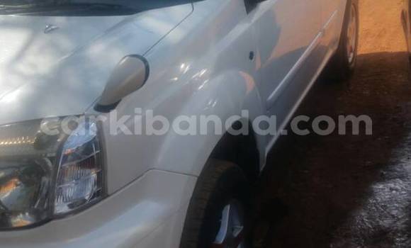 Buy Used Nissan X–Trail White Car in Kampala in Uganda Buy Used Nissan X–Trail White Car in Kampala in Uganda