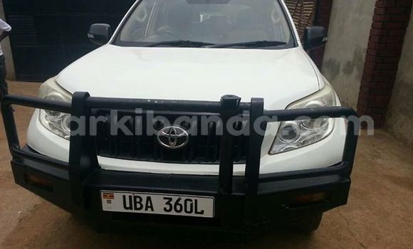 Buy Used Toyota Land Cruiser Prado White Car in Busia in Uganda Buy Used Toyota Land Cruiser Prado White Car in Busia in Uganda