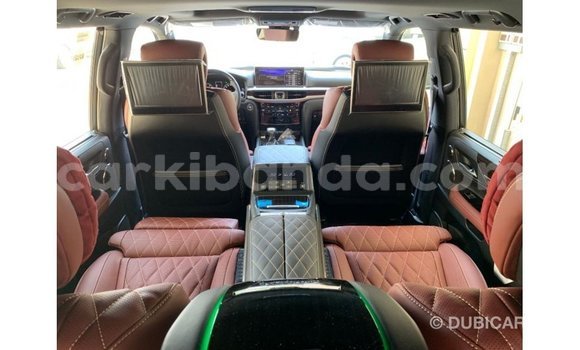 Acheter Import Voiture Lexus LX Noir à Import - Dubai, Ouganda Acheter Import Voiture Lexus LX Noir à Import - Dubai, Ouganda