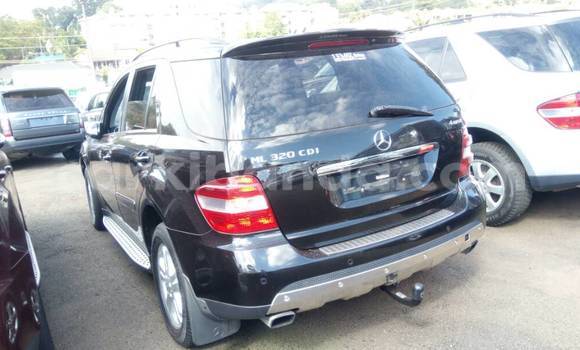 Buy Used Mercedes‒Benz ML–Class Black Car in Kampala in Uganda Buy Used Mercedes‒Benz ML–Class Black Car in Kampala in Uganda