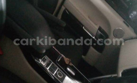 Buy Used Land Rover Range Rover Vogue Silver Car in Kampala in Uganda Buy Used Land Rover Range Rover Vogue Silver Car in Kampala in Uganda