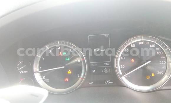 Buy Used Lexus LX 570 White Car in Kampala in Uganda Buy Used Lexus LX 570 White Car in Kampala in Uganda