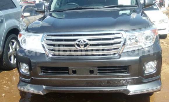 Buy Used Toyota Land Cruiser Black Car in Kampala in Uganda Buy Used Toyota Land Cruiser Black Car in Kampala in Uganda