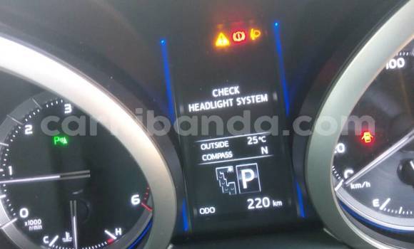 Buy Used Toyota Land Cruiser Prado White Car in Kampala in Uganda Buy Used Toyota Land Cruiser Prado White Car in Kampala in Uganda