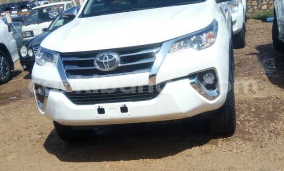 Buy Used Toyota Fortuner White Car in Kampala in Uganda Buy Used Toyota Fortuner White Car in Kampala in Uganda