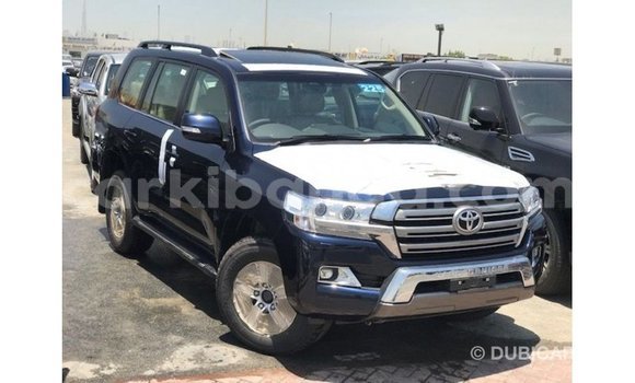 Nunua Imported Toyota Land Cruiser Bluu Gari ndani ya Import - Dubai nchini Uganda Nunua Imported Toyota Land Cruiser Bluu Gari ndani ya Import - Dubai nchini Uganda