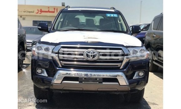 Nunua Imported Toyota Land Cruiser Bluu Gari ndani ya Import - Dubai nchini Uganda Nunua Imported Toyota Land Cruiser Bluu Gari ndani ya Import - Dubai nchini Uganda