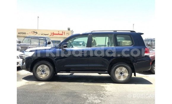 Nunua Imported Toyota Land Cruiser Bluu Gari ndani ya Import - Dubai nchini Uganda Nunua Imported Toyota Land Cruiser Bluu Gari ndani ya Import - Dubai nchini Uganda