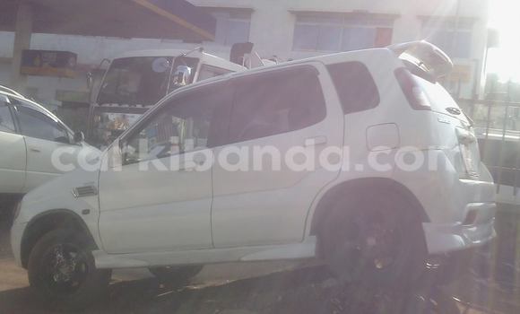 Gura Yakoze Suzuki Swift White Imodoka i Arua mu Uganda Gura Yakoze Suzuki Swift White Imodoka i Arua mu Uganda