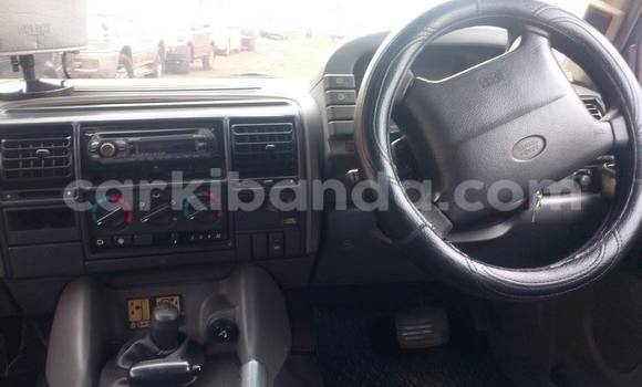 Gura Yakoze Land Rover Discovery Blue Imodoka i Arua mu Uganda Gura Yakoze Land Rover Discovery Blue Imodoka i Arua mu Uganda