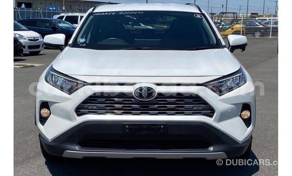 Gura Imported Toyota 4Runner White Imodoka i Import - Dubai mu Uganda Gura Imported Toyota 4Runner White Imodoka i Import - Dubai mu Uganda