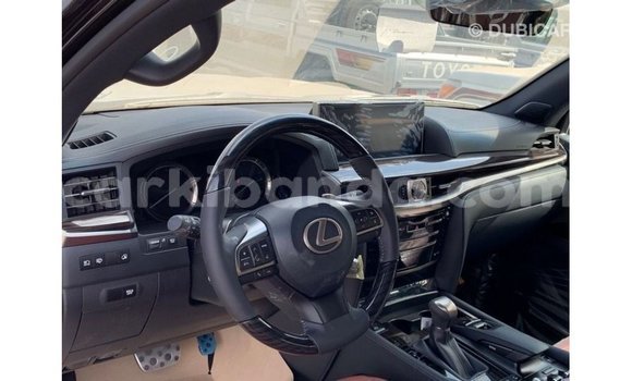 Nunua Imported Lexus LX Nyeusi Gari ndani ya Import - Dubai nchini Uganda Nunua Imported Lexus LX Nyeusi Gari ndani ya Import - Dubai nchini Uganda