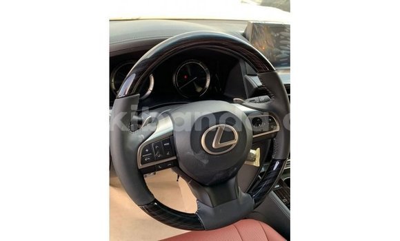 Nunua Imported Lexus LX Nyeusi Gari ndani ya Import - Dubai nchini Uganda Nunua Imported Lexus LX Nyeusi Gari ndani ya Import - Dubai nchini Uganda