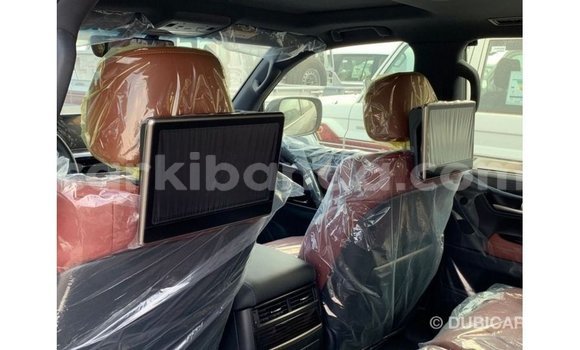 Nunua Imported Lexus LX Nyeusi Gari ndani ya Import - Dubai nchini Uganda Nunua Imported Lexus LX Nyeusi Gari ndani ya Import - Dubai nchini Uganda