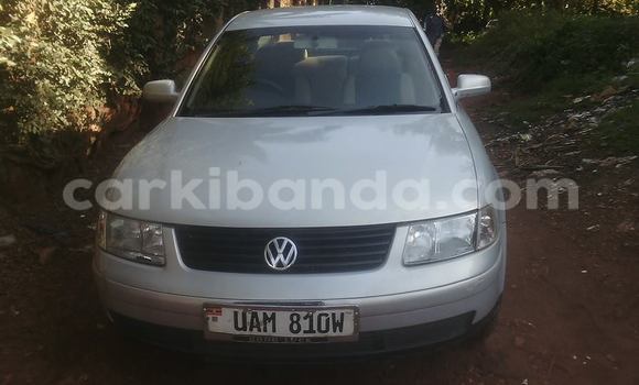 Gura Yakoze Volkswagen Passat White Imodoka i Arua mu Uganda Gura Yakoze Volkswagen Passat White Imodoka i Arua mu Uganda