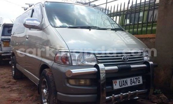 Buy Used Toyota Regius Silver Car in Arua in Uganda