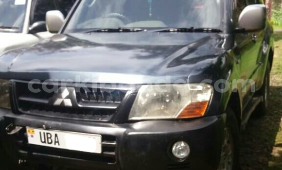 Buy Used Mitsubishi Pajero Black Car in Kampala in Uganda Buy Used Mitsubishi Pajero Black Car in Kampala in Uganda