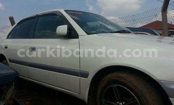 Gura Yakoze Toyota Premio White Imodoka i Busia mu Uganda Gura Yakoze Toyota Premio White Imodoka i Busia mu Uganda