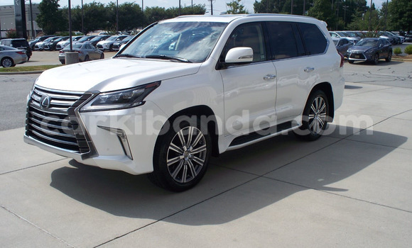 Buy Used Lexus LX 570 White Car in Mpondwe in Uganda Buy Used Lexus LX 570 White Car in Mpondwe in Uganda