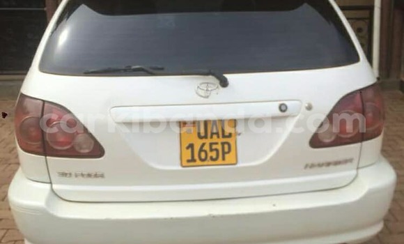 Buy Used Toyota Harrier White Car in Kampala in Uganda Buy Used Toyota Harrier White Car in Kampala in Uganda