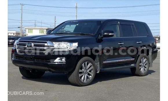 Gura Imported Toyota Land Cruiser Black Imodoka i Import - Dubai mu Uganda Gura Imported Toyota Land Cruiser Black Imodoka i Import - Dubai mu Uganda