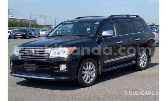 Acheter Import Voiture Toyota Land Cruiser Noir à Import - Dubai, Ouganda Acheter Import Voiture Toyota Land Cruiser Noir à Import - Dubai, Ouganda