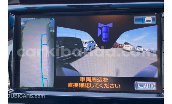 Acheter Import Voiture Toyota Land Cruiser Noir à Import - Dubai, Ouganda Acheter Import Voiture Toyota Land Cruiser Noir à Import - Dubai, Ouganda